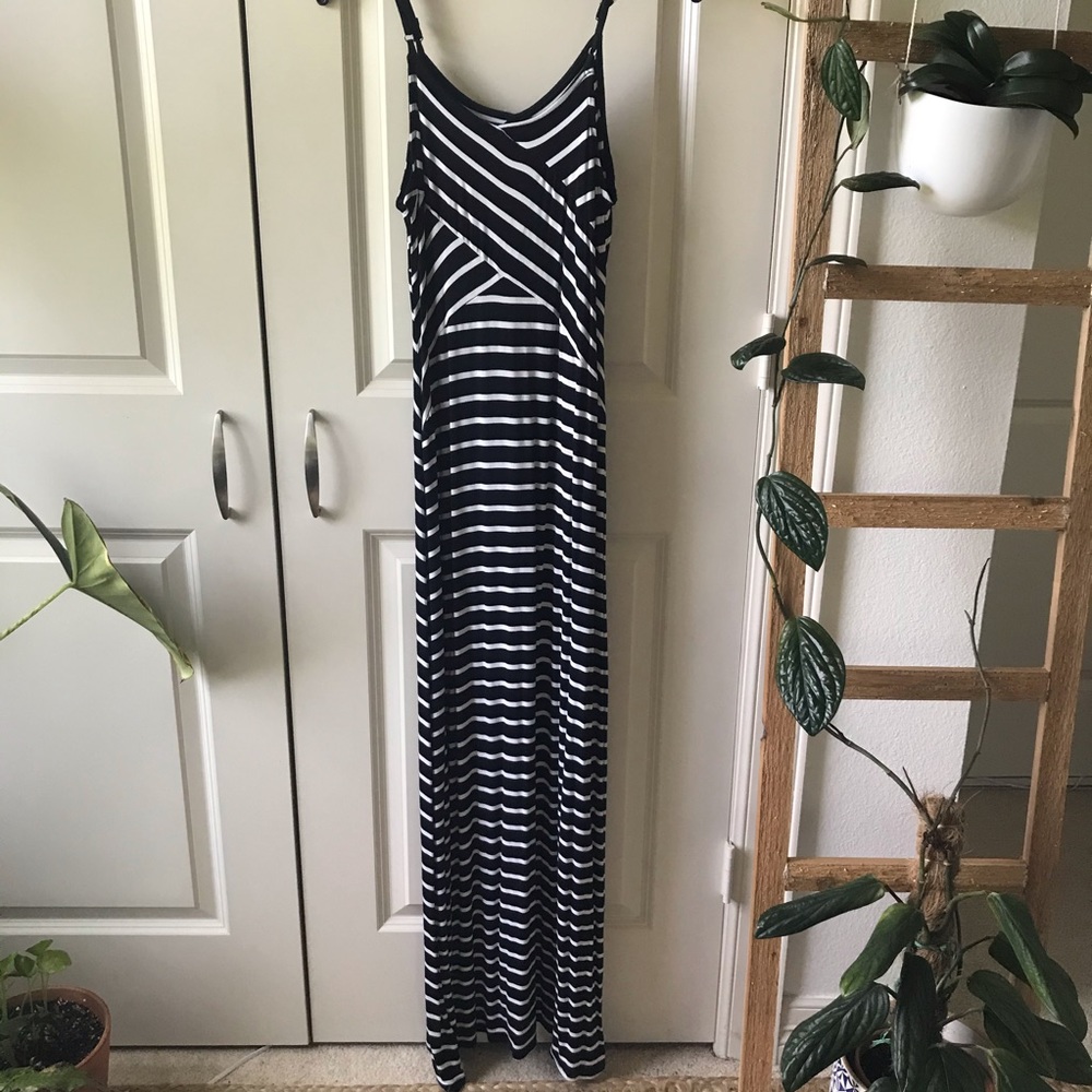 Black and White Striped Maxi Dress M